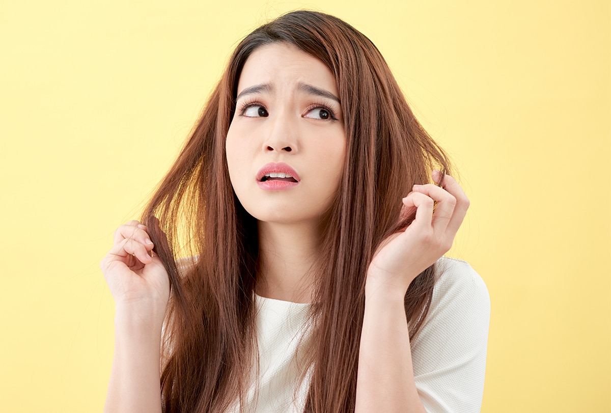 How to Clear Scalp Buildup at Home