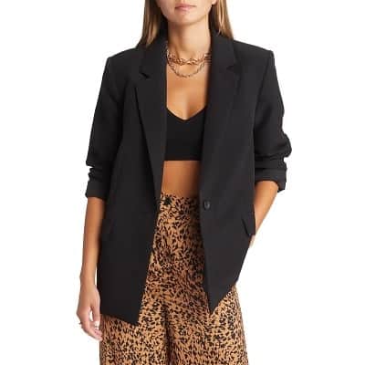 Thursday’s Workwear Report: Relaxed-Match Blazer